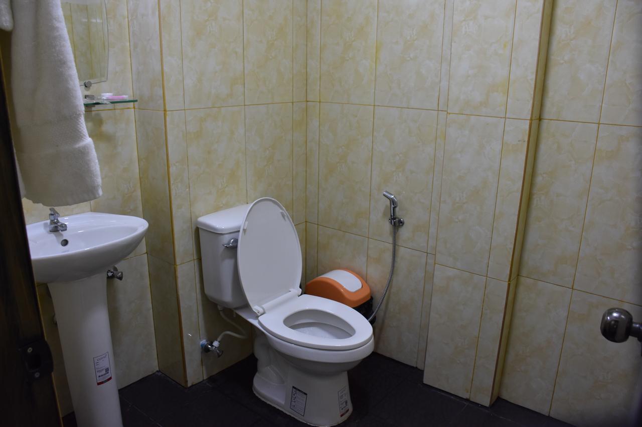 Hotel Nanda Garden Pagan Zewnętrze zdjęcie