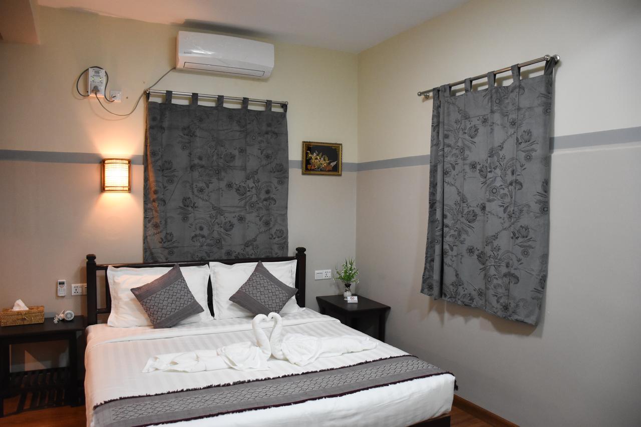 Hotel Nanda Garden Pagan Zewnętrze zdjęcie